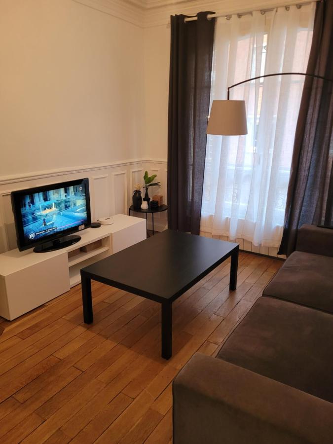 L'Appartement Ideal 4 Voyageurs Булонь-Бийанкур Экстерьер фото